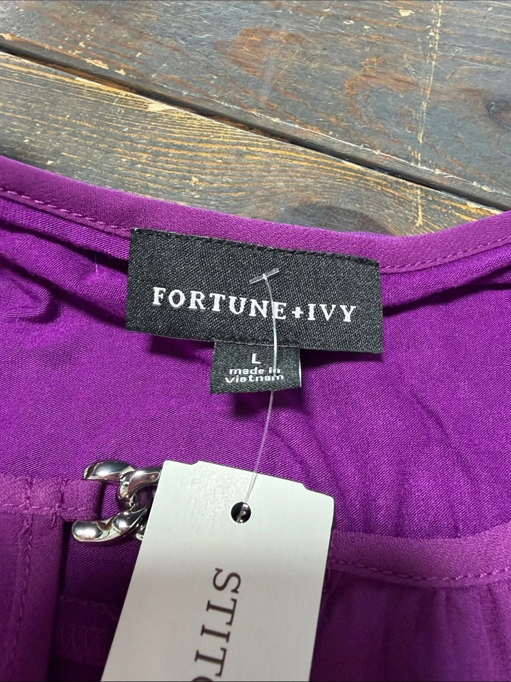 FORTUNE + IVY Wallingford Keyhole Blouse Purple - L - Picture 9 of 12